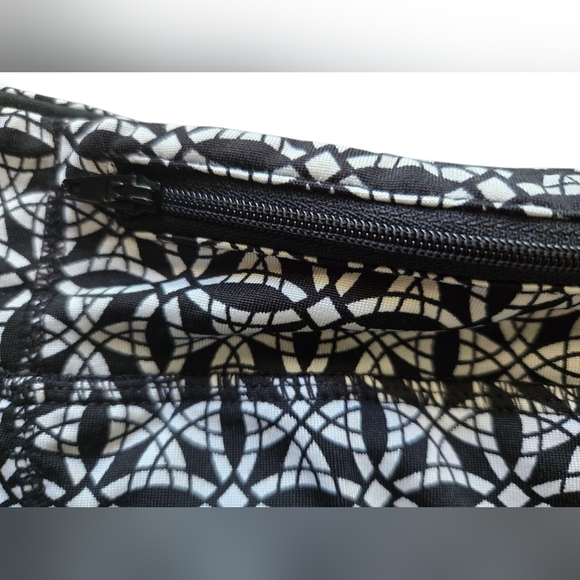 Lola Black & White Geometric Ruffle Hem Athletic Skirt X-Large - Picture 5 of 6